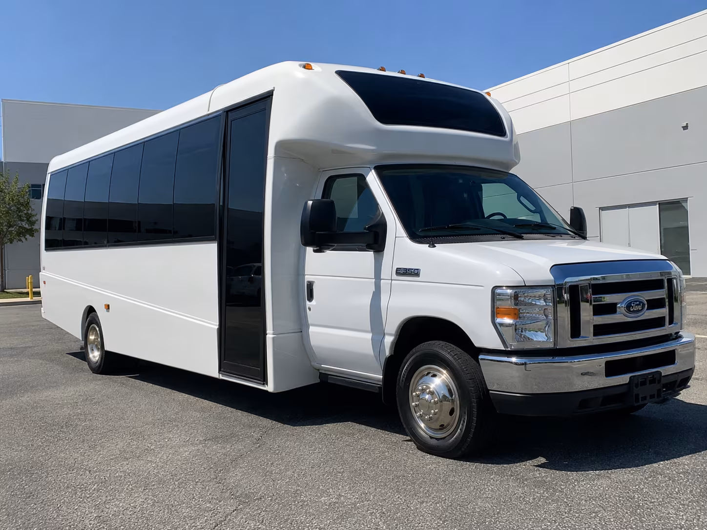 clifton charter bus rentals for airport transfers