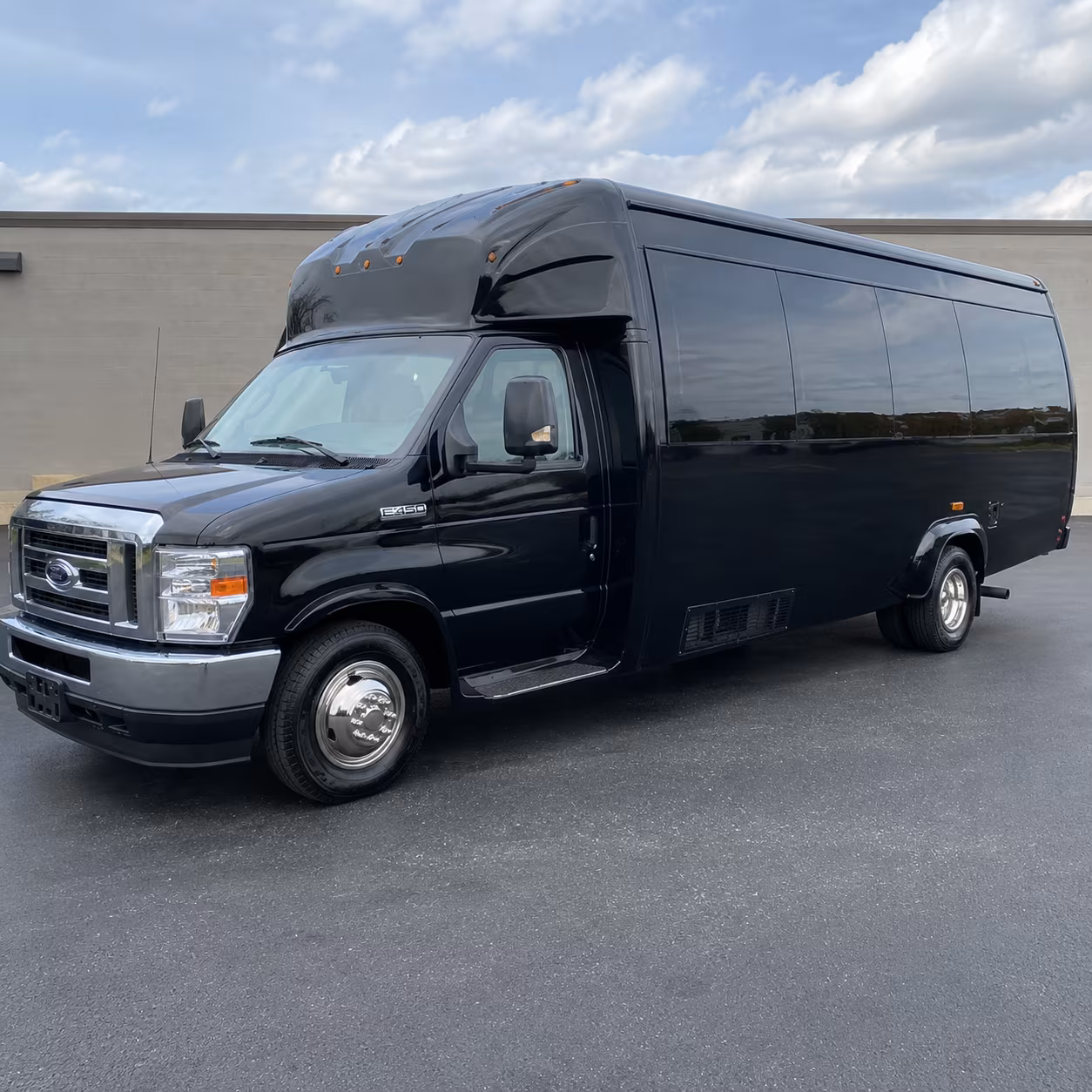 clifton private bus rentals for clifton concerts and festivals