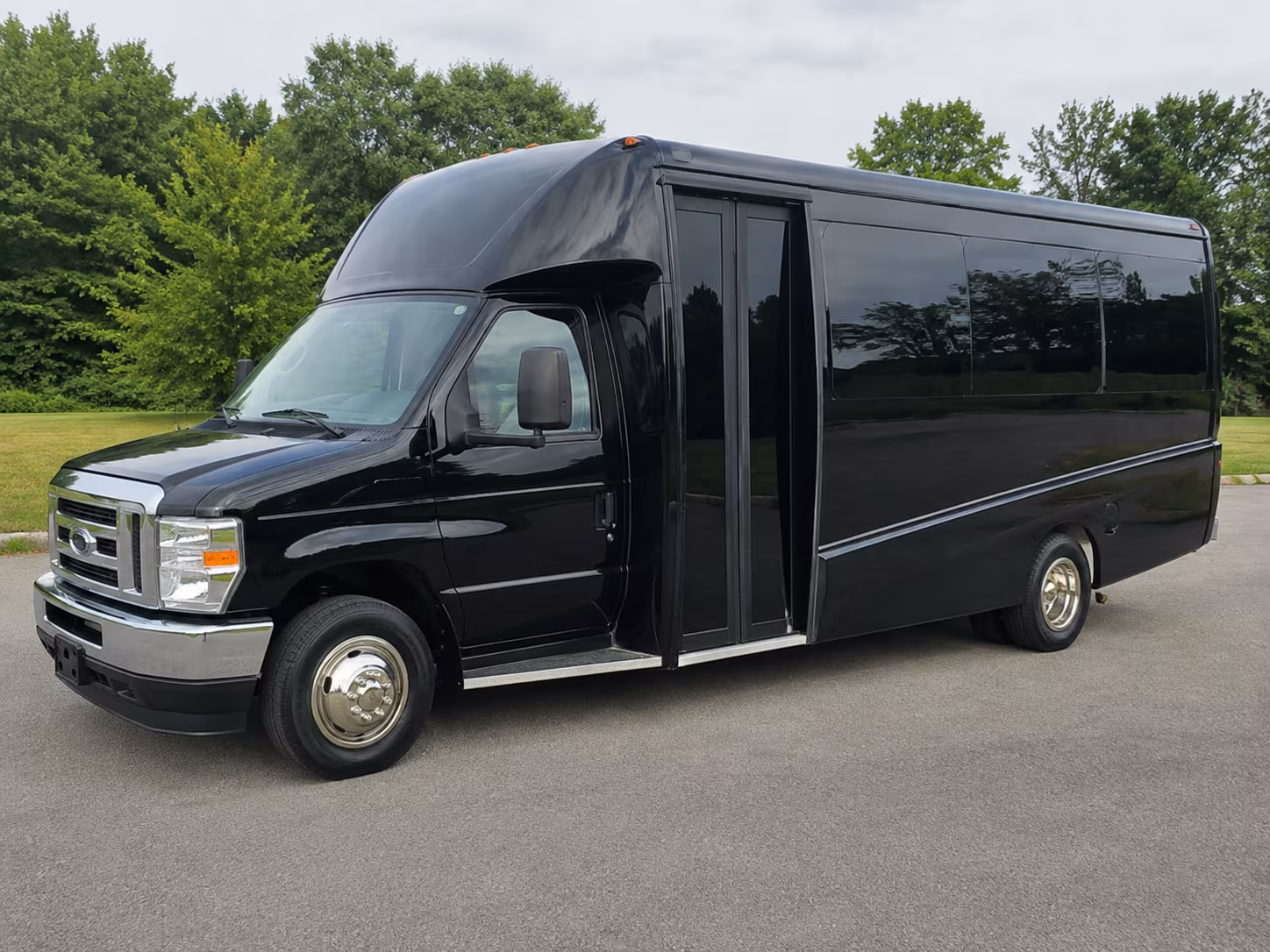 passaic charter bus rentals for airport transfers