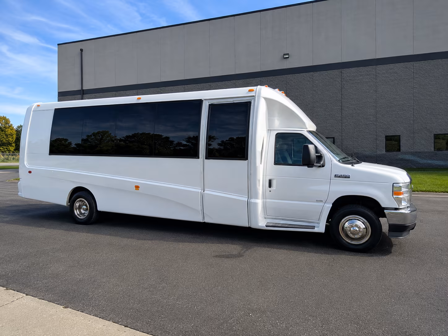 shuttle your guests between hotels and the brownstone with ease